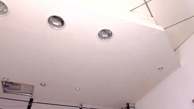 SarraRay online show from January 2026 06:11:02 PM