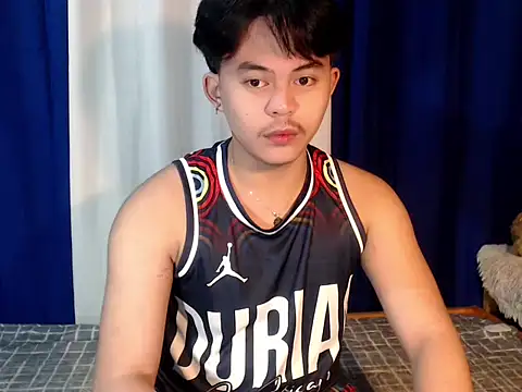 Snapshot of urguy_toshi chatting on October 2025 05:11:02 PM urguy toshi online show from October 2025 05:11:02 PM