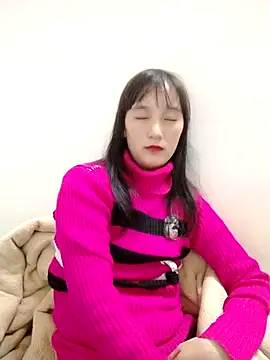 Kembong01 online show from December 2025 08:35:01 PM