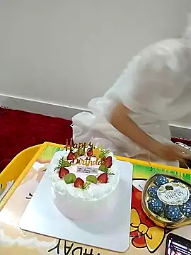 Kembong01 online show from April 2026 01:18:01 AM