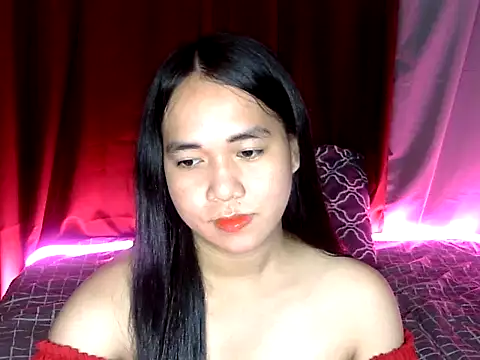 Snapshot of SexyMica69 chatting on November 2025 06:08:02 PM SexyMica69 online show from November 2025 06:08:02 PM