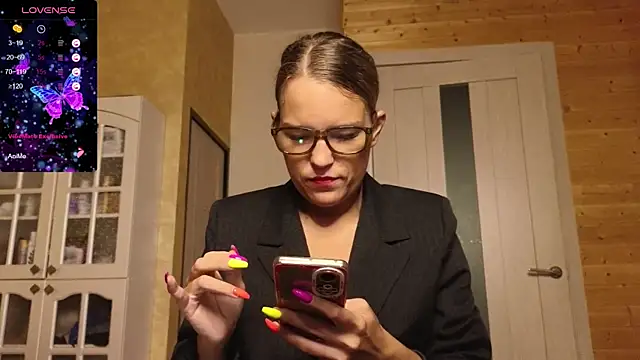 findom lady shine online show from September 2025 08:32:02 PM