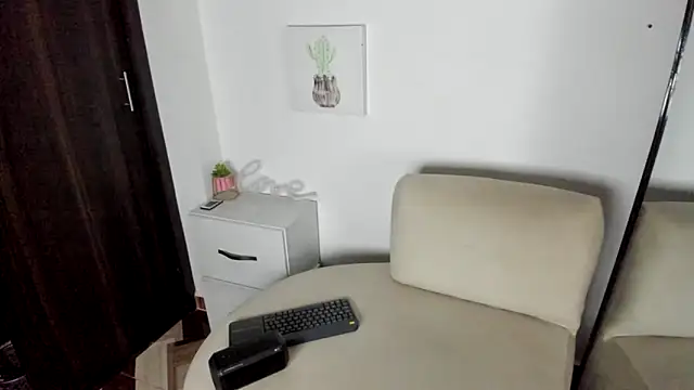 Snapshot of NikolTucson chatting on March 2026 04:51:01 PM NikolTucson online show from March 2026 04:51:01 PM