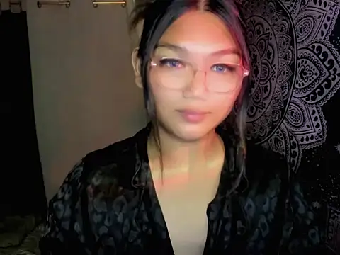 Lou heart online show from May 2026 05:18:02 PM