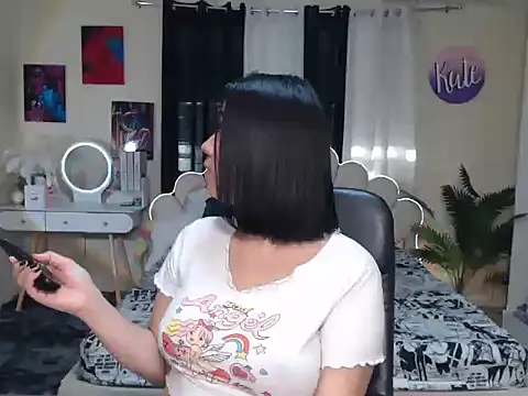 Snapshot of KateMadness chatting on March 2026 10:15:01 PM KateMadness online show from March 2026 10:15:01 PM