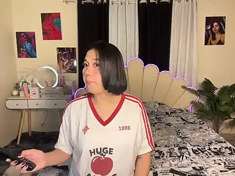 Snapshot of KateMadness chatting on March 2026 03:33:01 PM KateMadness online show from March 2026 03:33:01 PM