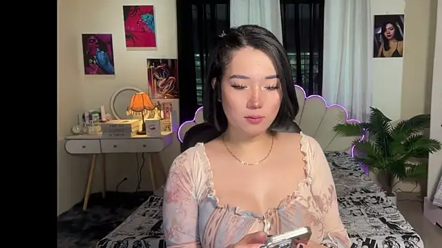 Snapshot of KateMadness chatting on April 2026 03:06:01 AM KateMadness online show from April 2026 03:06:01 AM