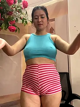 Snapshot of Bollozzy_89 chatting on December 2025 04:40:02 AM Bollozzy 89 online show from December 2025 04:40:02 AM