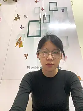 Snapshot of meomeo2k6 chatting on November 2025 02:06:01 PM meomeo2k6 online show from November 2025 02:06:01 PM