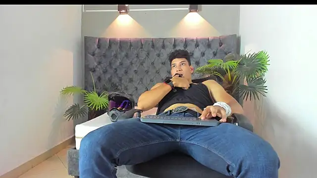 ALAN REDINGER online show from September 2025 01:58:01 PM