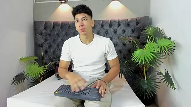 ALAN REDINGER online show from October 2025 01:02:02 PM