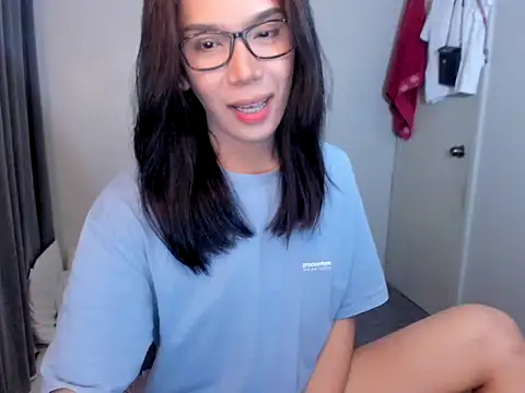 lucyshanex online show from October 2025 09:57:01 PM