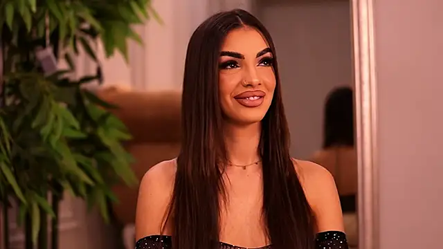 Snapshot of KendalJolly chatting on October 2025 07:21:01 AM KendalJolly online show from October 2025 07:21:01 AM