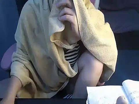 Ori-Yannie online show from November 2025 06:50:01 PM