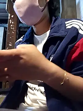 Venessa online show from March 2026 01:22:02 AM