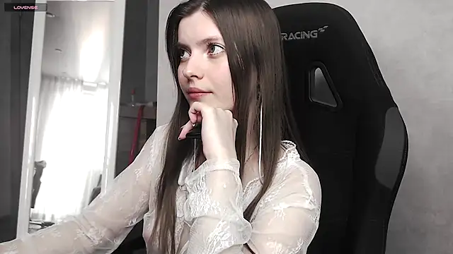 Snapshot of cute_elfy_ chatting on October 2025 02:03:02 PM cute elfy online show from October 2025 02:03:02 PM