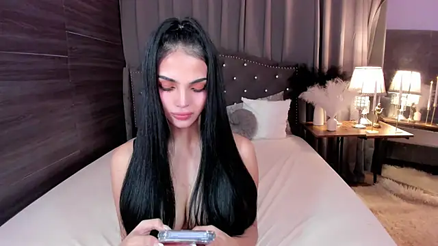 AdrianaMillers online show from October 2025 01:51:02 PM