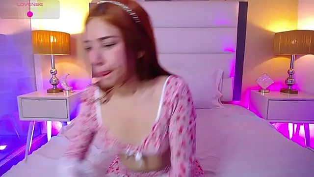 Solara- online show from October 2025 07:46:02 PM