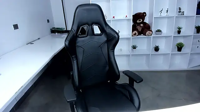 megan bigboobs  online show from December 2025 11:08:02 AM