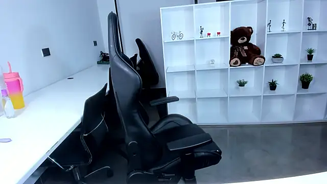 megan bigboobs  online show from January 2026 10:53:01 AM