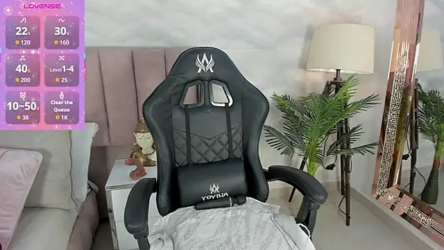 Snapshot of _Im_genesis_ chatting on October 2025 11:27:01 PM Im genesis online show from October 2025 11:27:01 PM