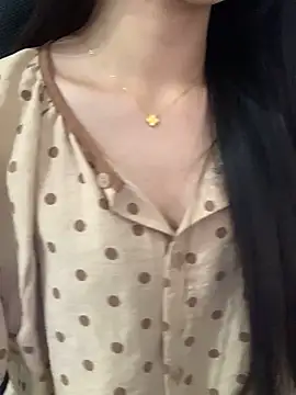 JennyQueen18 online show from April 2026 07:13:02 AM