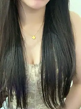 JennyQueen18 online show from May 2026 05:56:02 AM