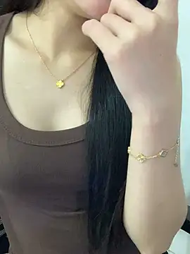 JennyQueen18 online show from May 2026 05:37:01 AM