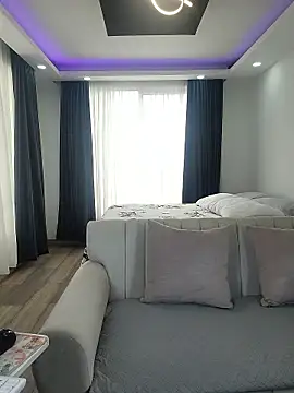 Snapshot of evasweett__ chatting on February 2026 04:23:01 PM evasweett online show from February 2026 04:23:01 PM