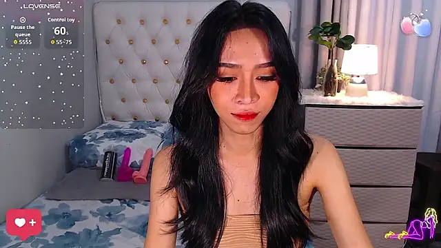 Snapshot of megumishemale_x chatting on January 2026 07:41:01 PM megumishemale x online show from January 2026 07:41:01 PM