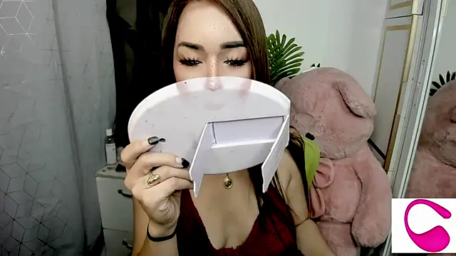 janecomander online show from October 2025 05:43:02 AM