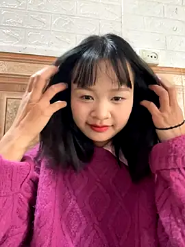 Daisy018 online show from November 2025 05:28:02 AM