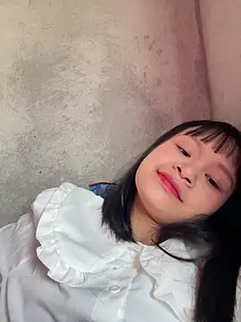 Daisy018 online show from December 2025 04:08:01 AM