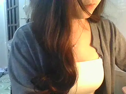 Snapshot of Linzly chatting on November 2025 02:21:01 AM Linzly online show from November 2025 02:21:01 AM