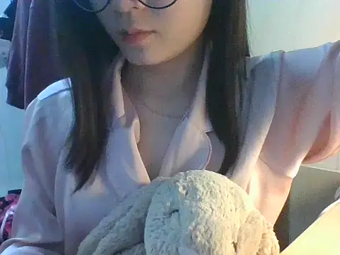 Snapshot of Linzly chatting on November 2025 04:58:02 PM Linzly online show from November 2025 04:58:02 PM