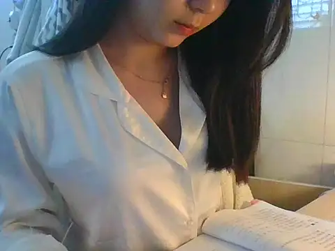 Snapshot of Linzly chatting on January 2026 02:36:01 AM Linzly online show from January 2026 02:36:01 AM