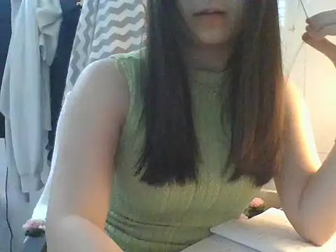 Snapshot of Linzly chatting on January 2026 02:27:02 AM Linzly online show from January 2026 02:27:02 AM