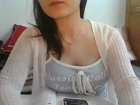 Snapshot of Linzly chatting on March 2026 02:50:02 AM Linzly online show from March 2026 02:50:02 AM