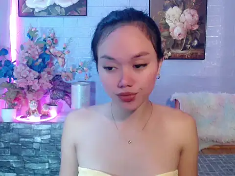 Snapshot of sexybabewarrior chatting on June 2026 12:31:02 PM sexybabewarrior online show from June 2026 12:31:02 PM