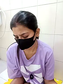 Snapshot of Hot_Jaanvi_ chatting on October 2025 05:50:02 AM Hot Jaanvi online show from October 2025 05:50:02 AM