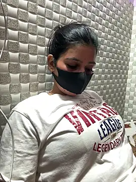 Hot Jaanvi  online show from April 2026 04:09:02 PM