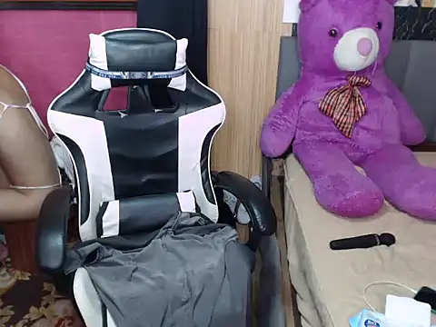 Snapshot of Raffa_ella69 chatting on March 2026 06:18:01 AM Raffa ella69 online show from March 2026 06:18:01 AM