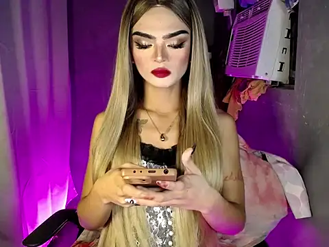 Snapshot of lexie_malingera chatting on February 2026 01:12:02 PM lexie malingera online show from February 2026 01:12:02 PM