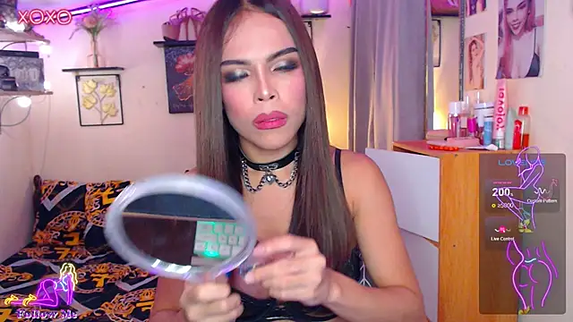 izabella moore online show from November 2025 08:02:01 AM