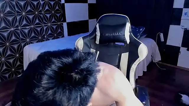 AsianHotBODYY online show from October 2025 04:20:02 AM