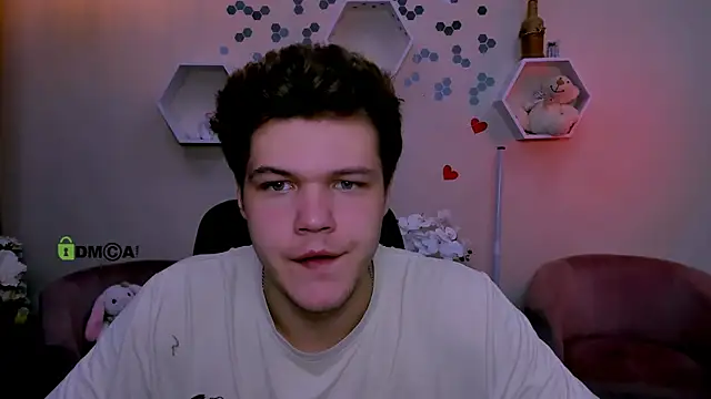 lucas long  online show from September 2025 07:08:02 PM