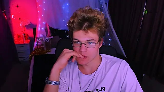 lucas long  online show from January 2026 05:27:02 PM