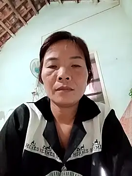 Snapshot of Harmony92 chatting on October 2025 12:58:01 AM Harmony92 online show from October 2025 12:58:01 AM