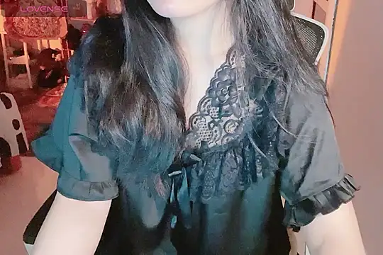 Snapshot of ___Daisy___ chatting on October 2025 08:09:02 PM Daisy online show from October 2025 08:09:02 PM