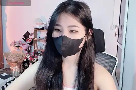 Snapshot of ___Daisy___ chatting on October 2025 01:01:02 PM Daisy online show from October 2025 01:01:02 PM